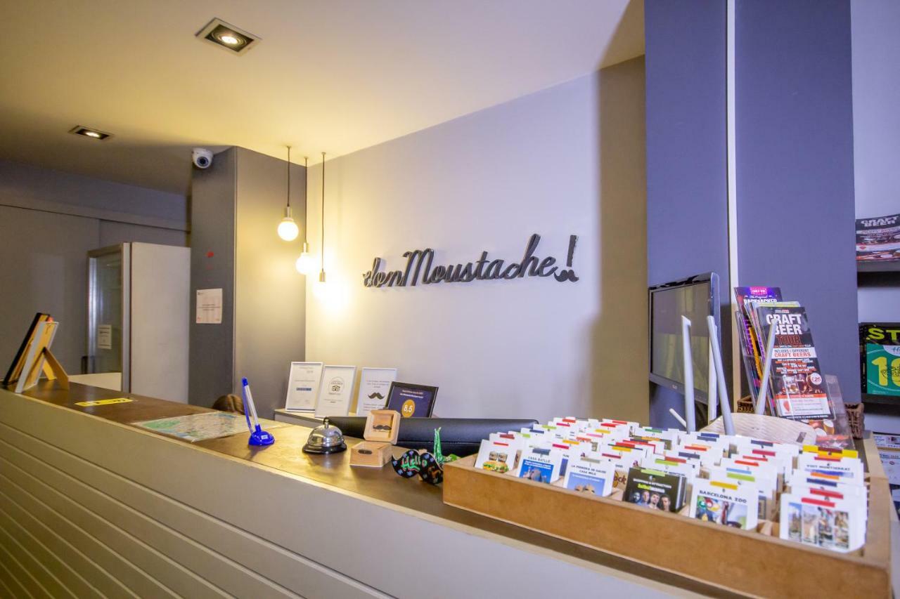Don Moustache Boutique Hostel Barcelona Exteriör bild